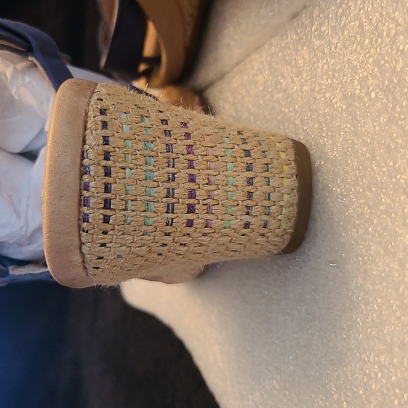 Ugg Espadrille Wedge Leather Sandals - Picture 6 of 14